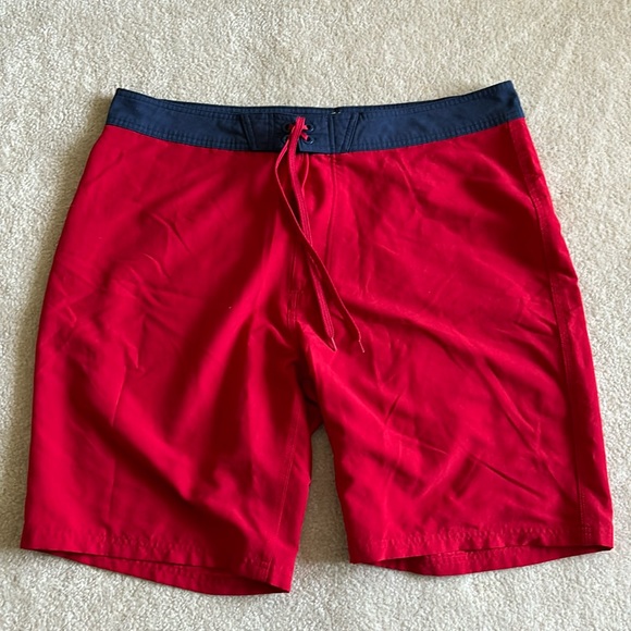 Old navy red swim trunks. Size 38. One pocket - Picture 1 of 3